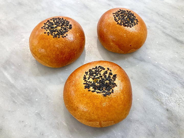 レシピ画像:〈ウノックス〉あんぱん（菓子パン生地）